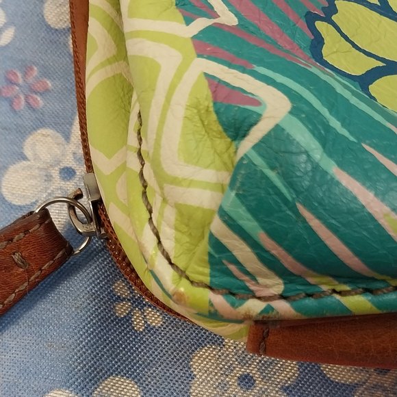 2884 Medium Size Fossil Crossbody, Leather, Multi Color Bag Purse - Picture 3 of 14